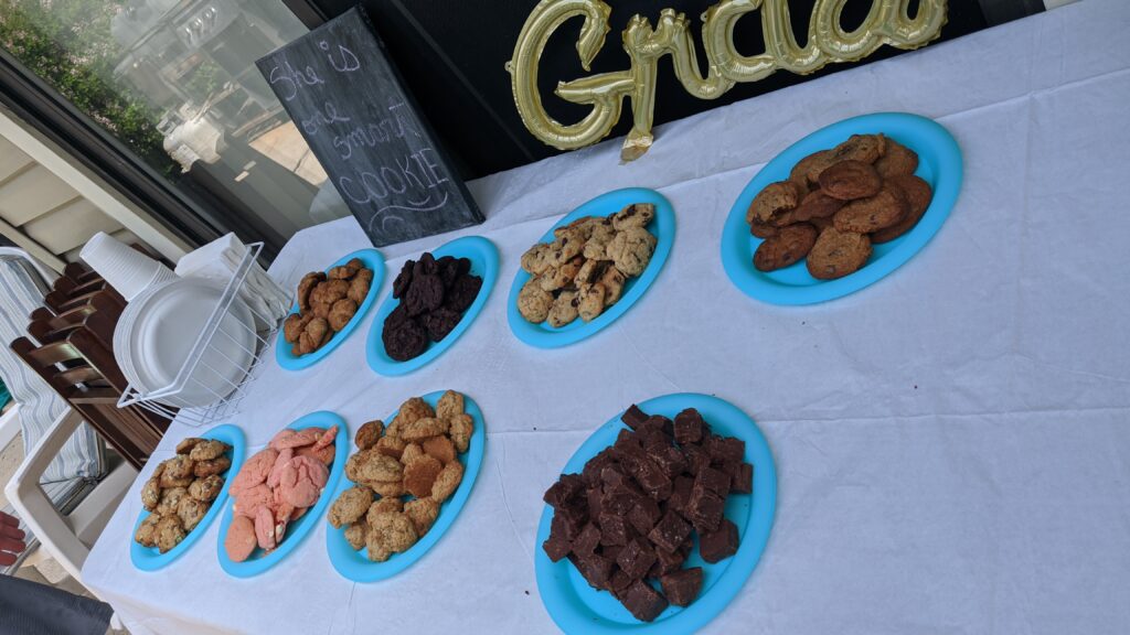 Cookie bar! I replenished this regularly throughout the afternoon.